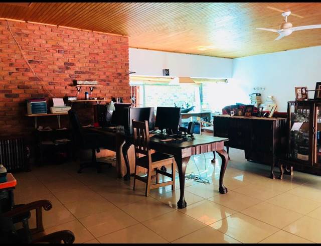 350M² BUSINESS FOR SALE IN BO-DORP